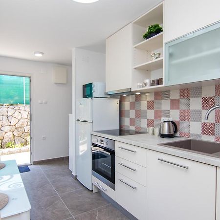 Apartman Mara Krk Town Eksteriør billede