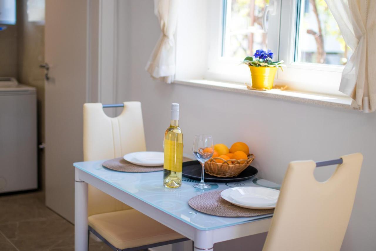 Apartman Mara Krk Town Eksteriør billede