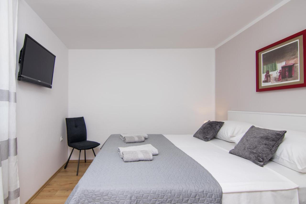 Apartman Mara Krk Town Eksteriør billede