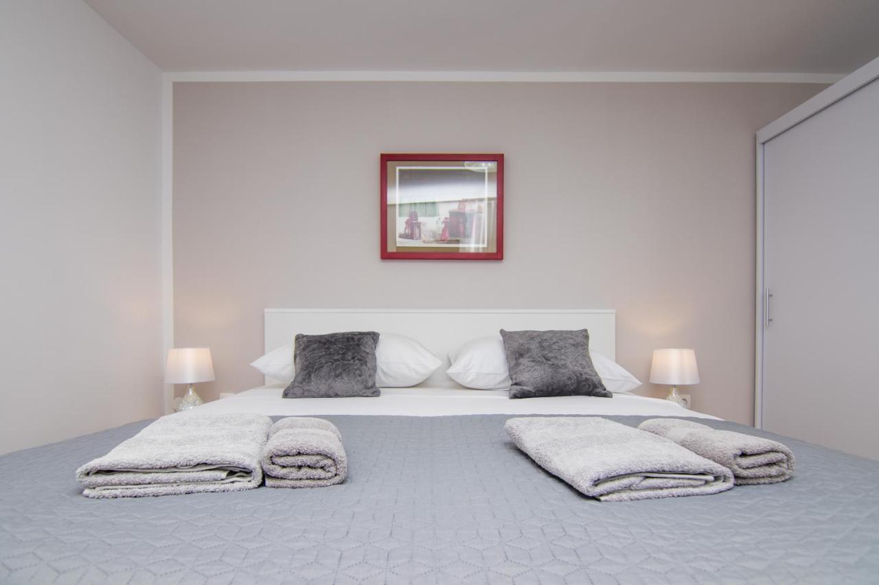 Apartman Mara Krk Town Eksteriør billede